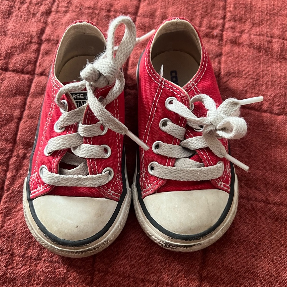 Red Converse Allstar sneakers size 5